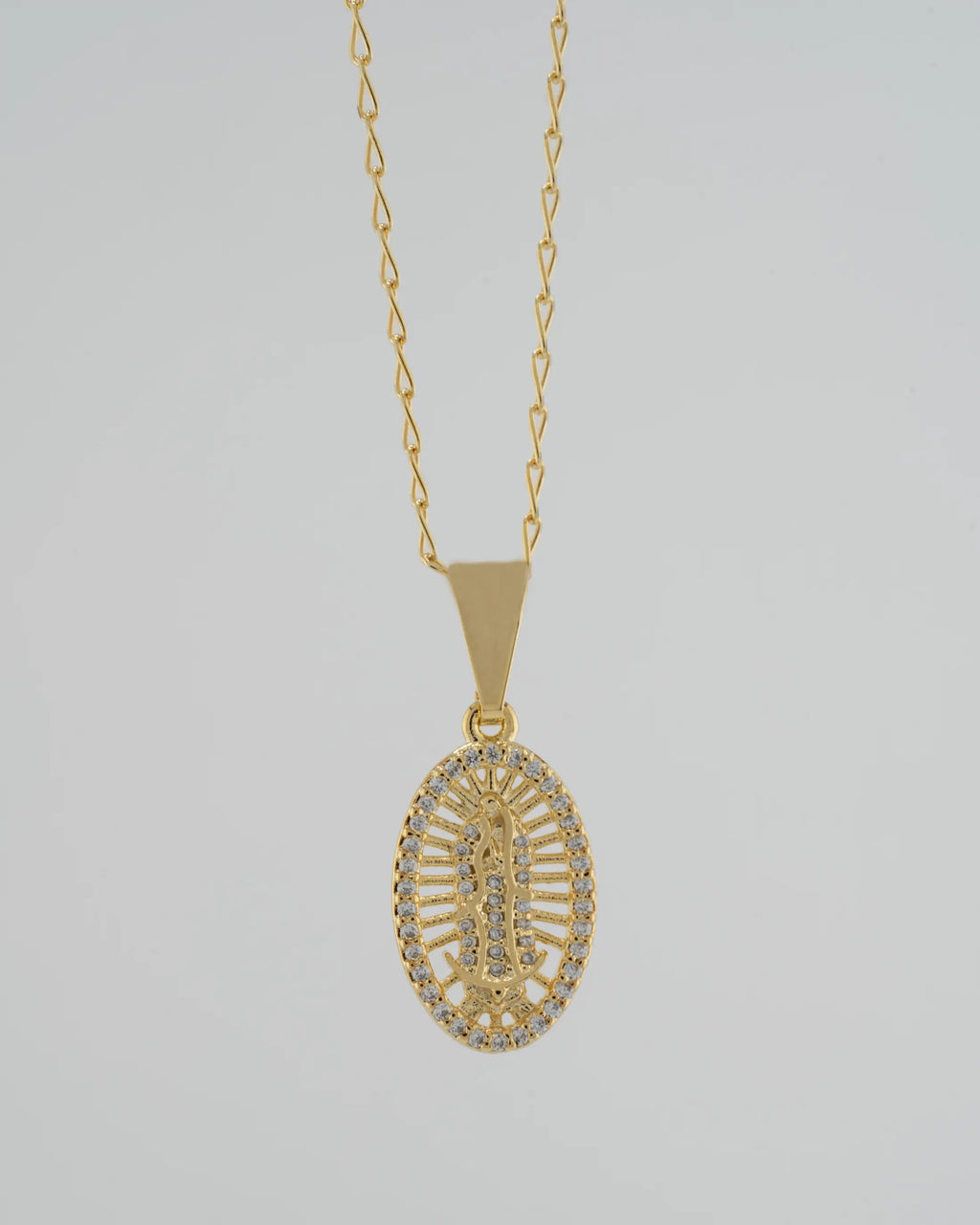 Dije Virgen de Guadalupe con Swarovski oro laminado 18K Orux vista