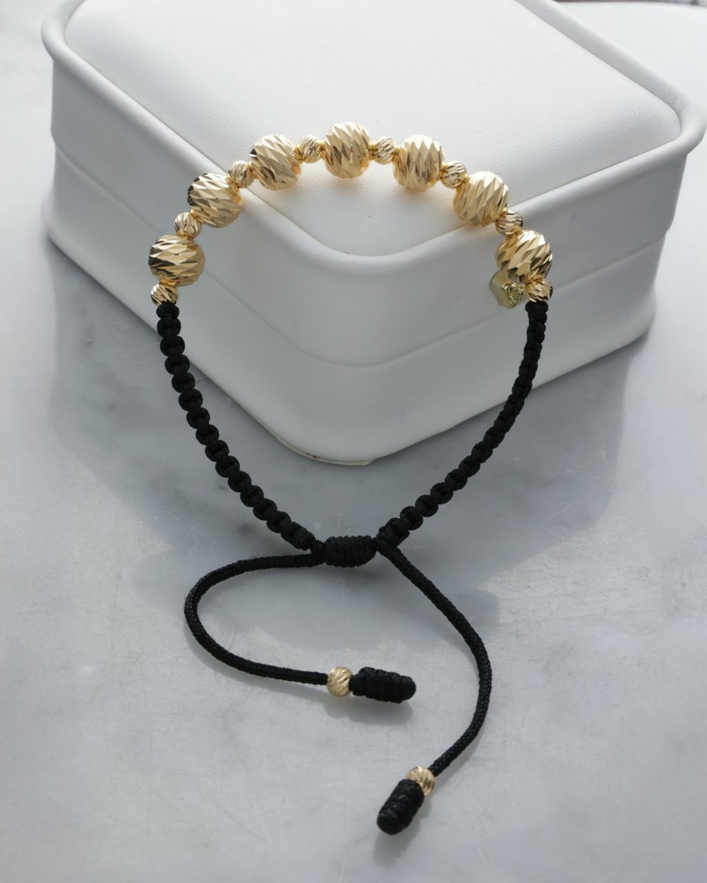 CAMÁNDULA balin italy 8mm, dije Cristo - Orux Joyería, oro laminado 18K - foto 1