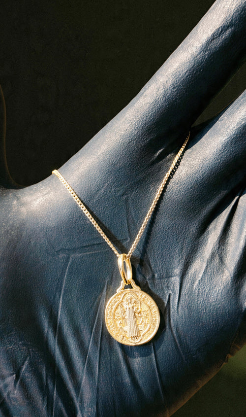 Promo Cadena Cubanita 1.5mm con Medalla San Benito - Orux oro laminado 18K - foto 1